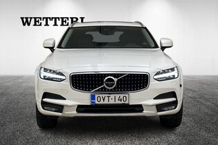 Volvo V90 Cross Country vaihtoauto