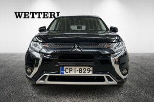 Mitsubishi Outlander PHEV vaihtoauto
