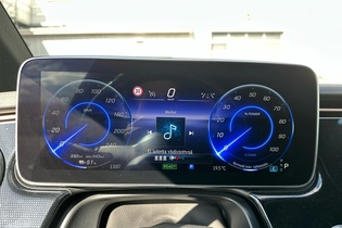 Mercedes-Benz EQE vaihtoauto