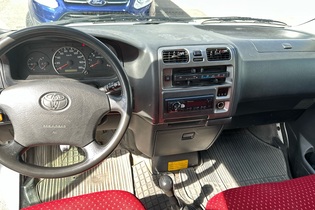 Toyota Hiace vaihtoauto