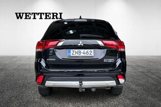 Mitsubishi Outlander PHEV vaihtoauto
