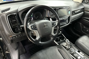 Mitsubishi Outlander PHEV vaihtoauto