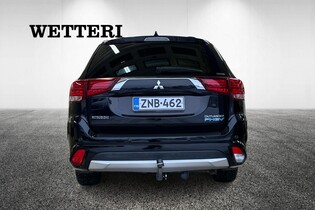 Mitsubishi Outlander PHEV vaihtoauto
