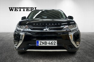 Mitsubishi Outlander PHEV vaihtoauto