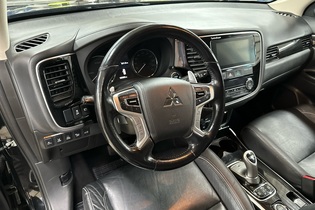 Mitsubishi Outlander PHEV vaihtoauto
