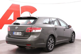 Toyota Avensis vaihtoauto