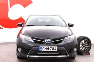 Toyota Auris vaihtoauto