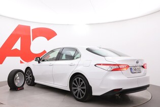 Toyota Camry vaihtoauto