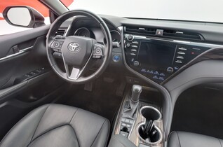 Toyota Camry vaihtoauto