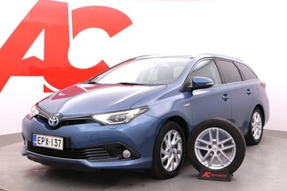 Toyota Auris vaihtoauto