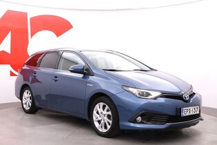 Toyota Auris vaihtoauto