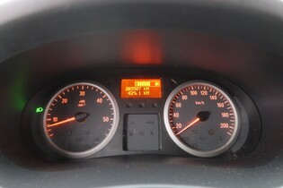 Opel Vivaro vaihtoauto