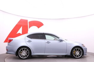 Lexus IS vaihtoauto