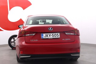 Lexus IS vaihtoauto