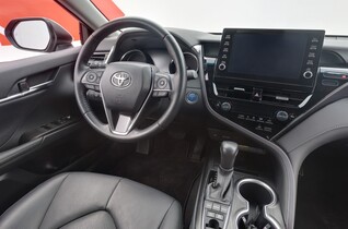 Toyota Camry vaihtoauto