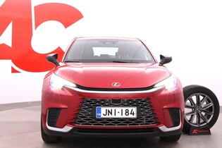 Lexus LBX vaihtoauto