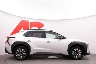 Toyota bZ4X vaihtoauto