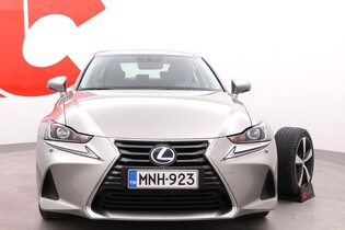 Lexus IS vaihtoauto