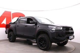 Toyota Hilux vaihtoauto