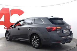 Toyota Avensis vaihtoauto