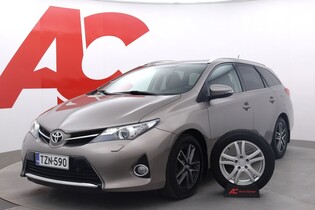 Toyota Auris vaihtoauto