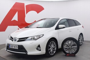Toyota Auris vaihtoauto
