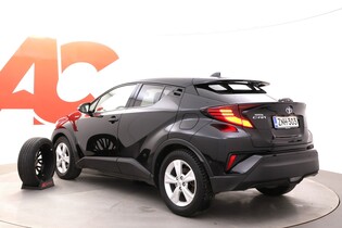 Toyota C-HR vaihtoauto