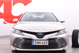 Toyota Camry vaihtoauto