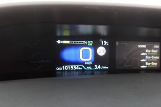 Toyota Prius Plug-in vaihtoauto