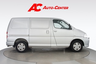 Toyota Hiace vaihtoauto