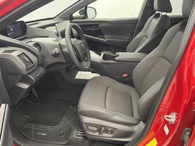 Toyota bZ4X vaihtoauto