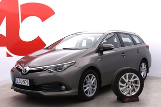 Toyota Auris vaihtoauto