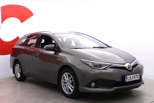 Toyota Auris vaihtoauto