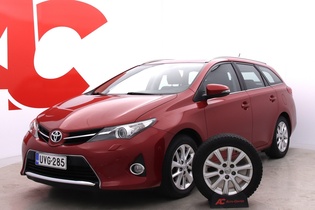 Toyota Auris vaihtoauto