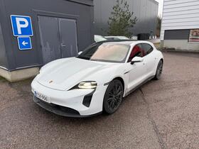 Porsche Taycan vaihtoauto