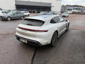 Porsche Taycan vaihtoauto