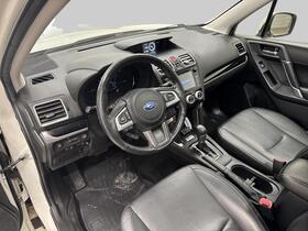 Subaru Forester vaihtoauto