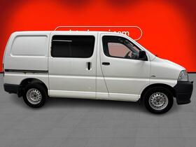 Toyota Hiace vaihtoauto