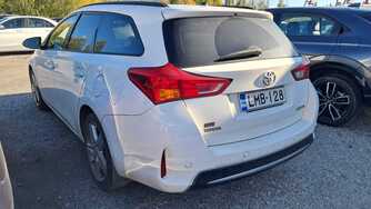 Toyota Auris vaihtoauto