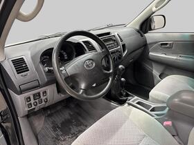 Toyota Hilux vaihtoauto