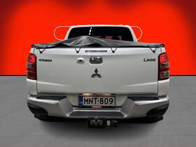 Mitsubishi L200 vaihtoauto