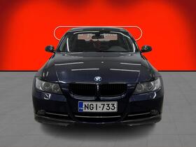 BMW 330 vaihtoauto