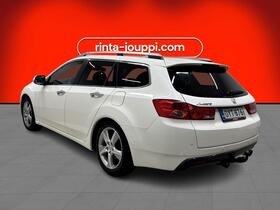 Honda Accord vaihtoauto