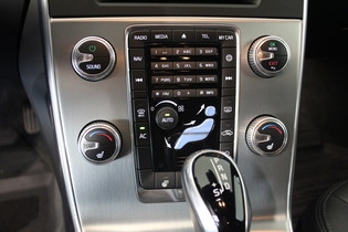 Volvo V60 Cross Country vaihtoauto