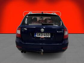 Skoda Superb vaihtoauto