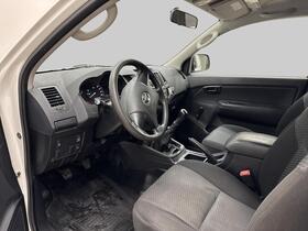 Toyota Hilux vaihtoauto