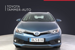 Toyota Auris vaihtoauto