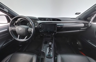 Toyota Hilux vaihtoauto