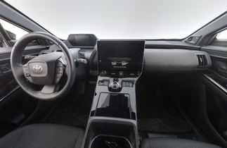 Toyota bZ4X vaihtoauto