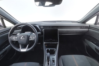 Lexus LBX vaihtoauto